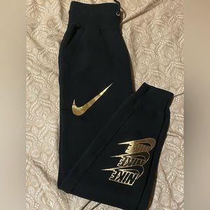 brand new nike sweats with gold lettering